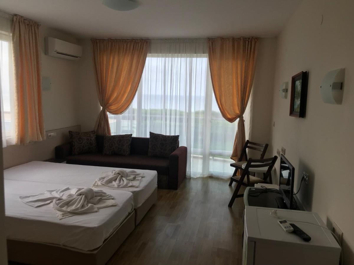 Lozenetz Beach Apartments ภายนอก รูปภาพ