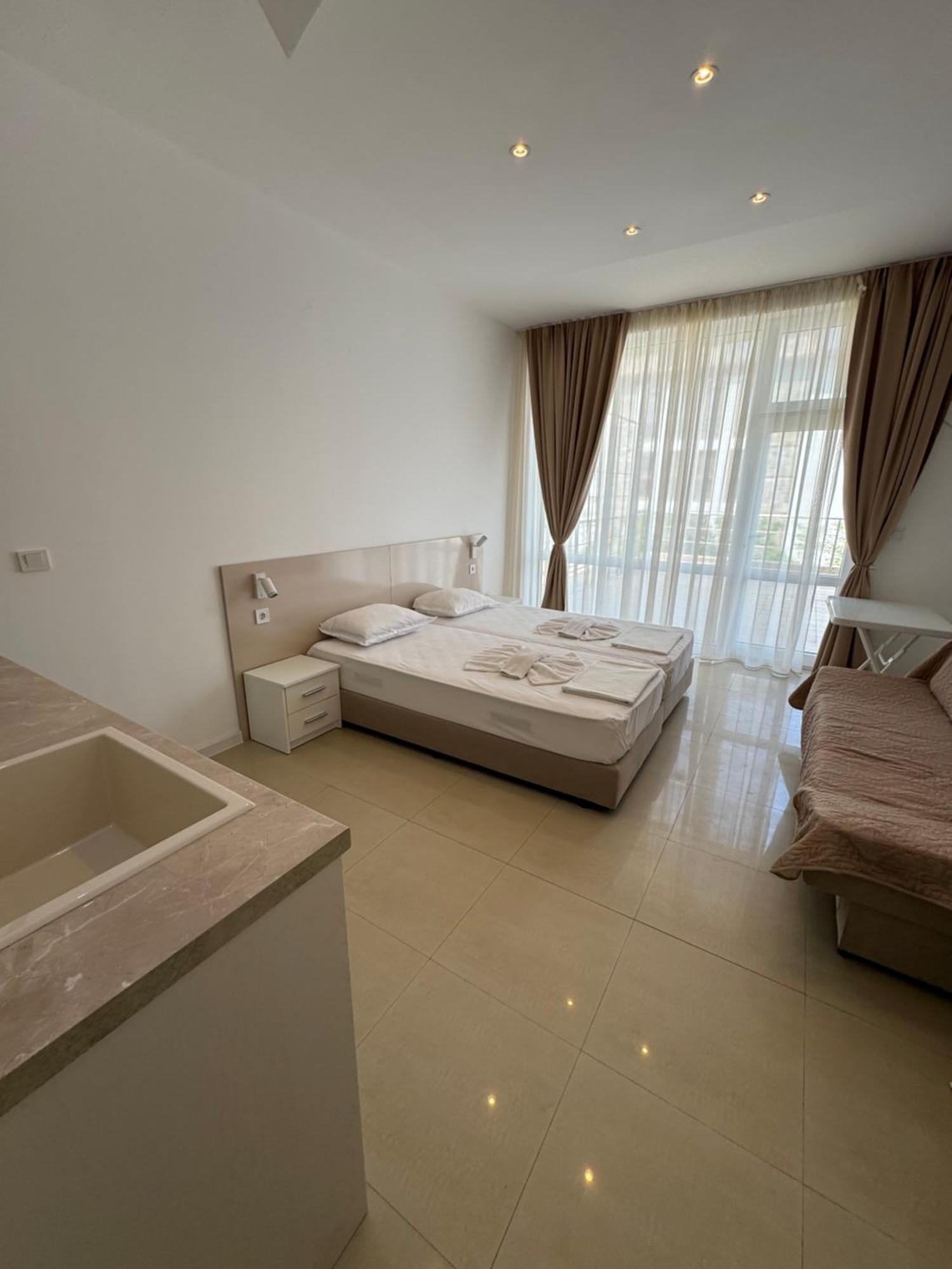 Lozenetz Beach Apartments ภายนอก รูปภาพ